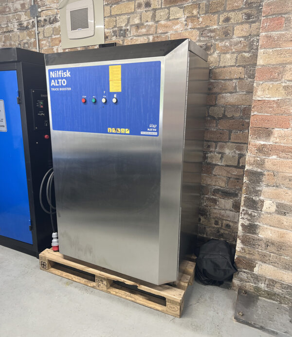 Nilfisk Truck Booster Static Pressure Washer